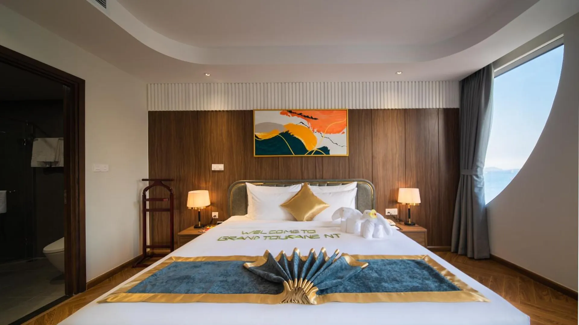 Grand Tourane Nha Trang Hotel 4*,