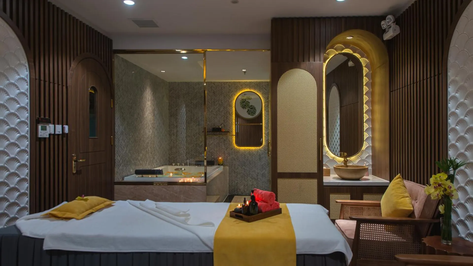 Grand Tourane Nha Trang Hotel