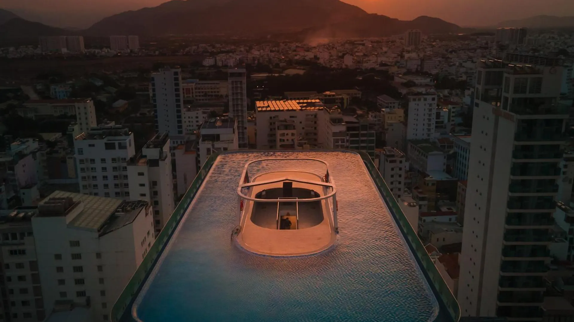 Grand Tourane Nha Trang Hotel 4*,  Vietnam